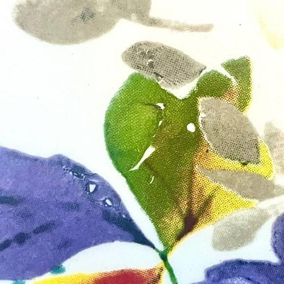 Pioneer Woman Timeless Floral Salad / Dessert Plates - Set of 2 - Picture 5 of 6